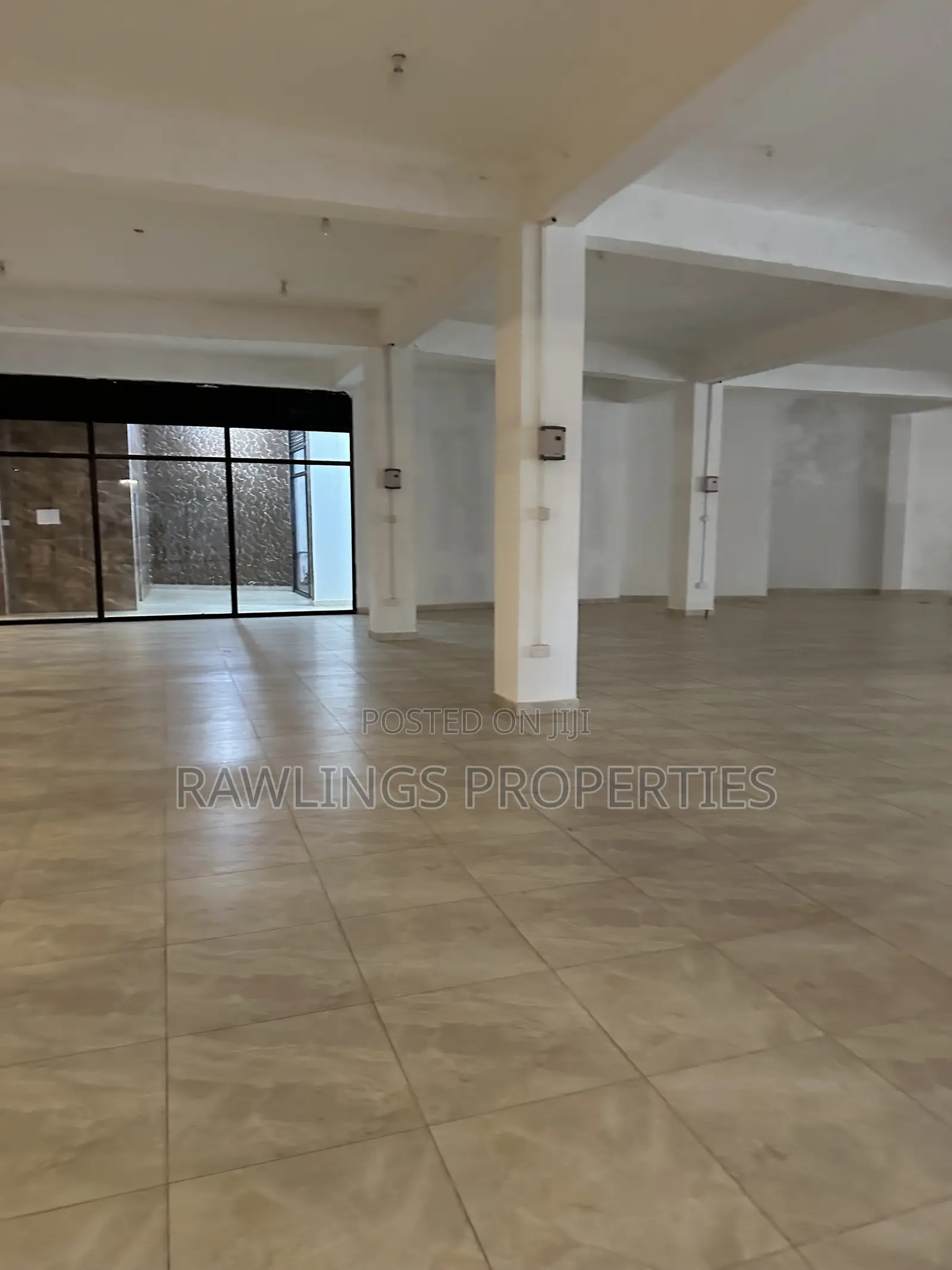 Commercial Space for Office or Shops Available for Rent in Kansanga in Makindye