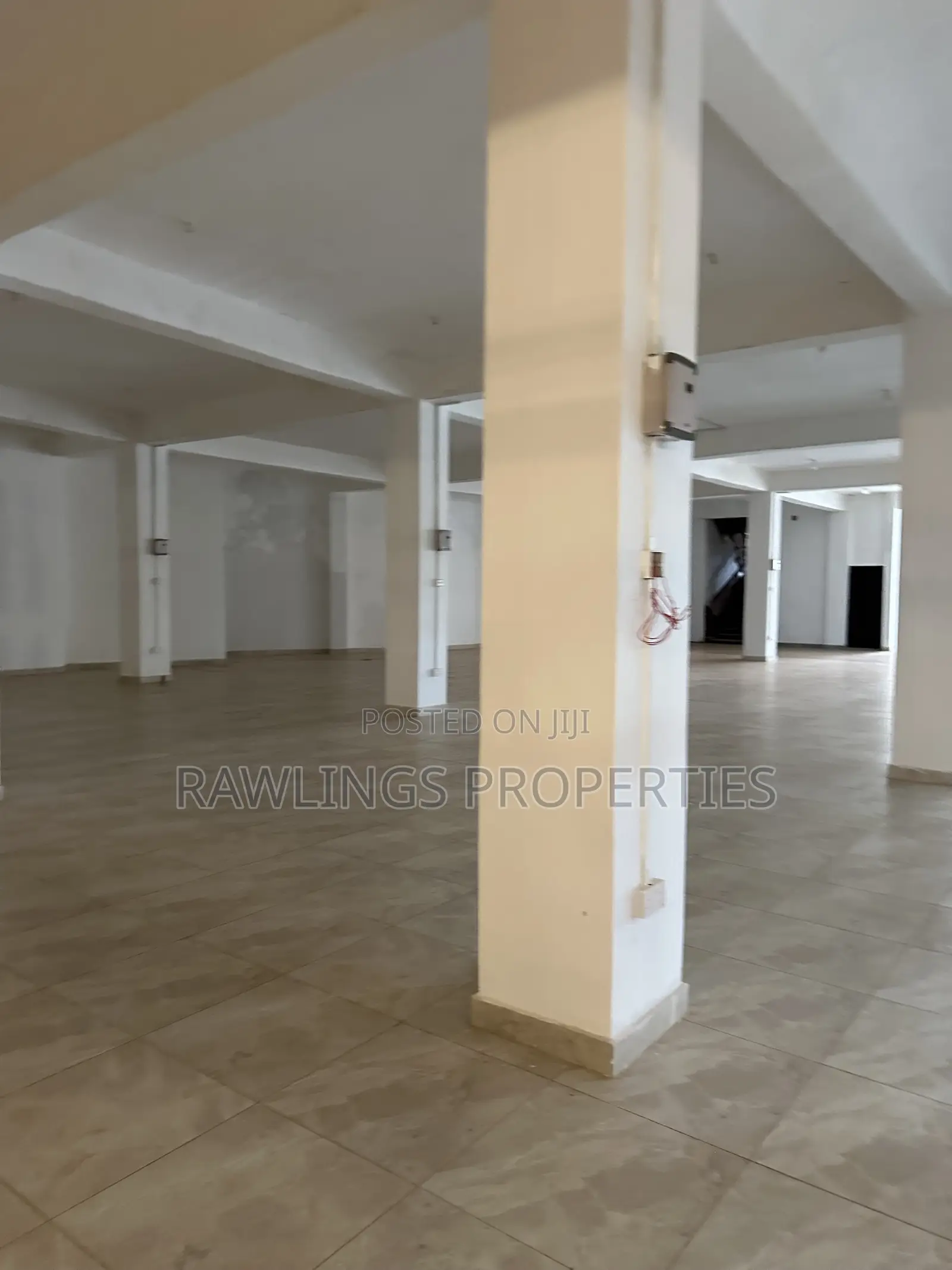 Commercial Space for Office or Shops Available for Rent in Kansanga in Makindye