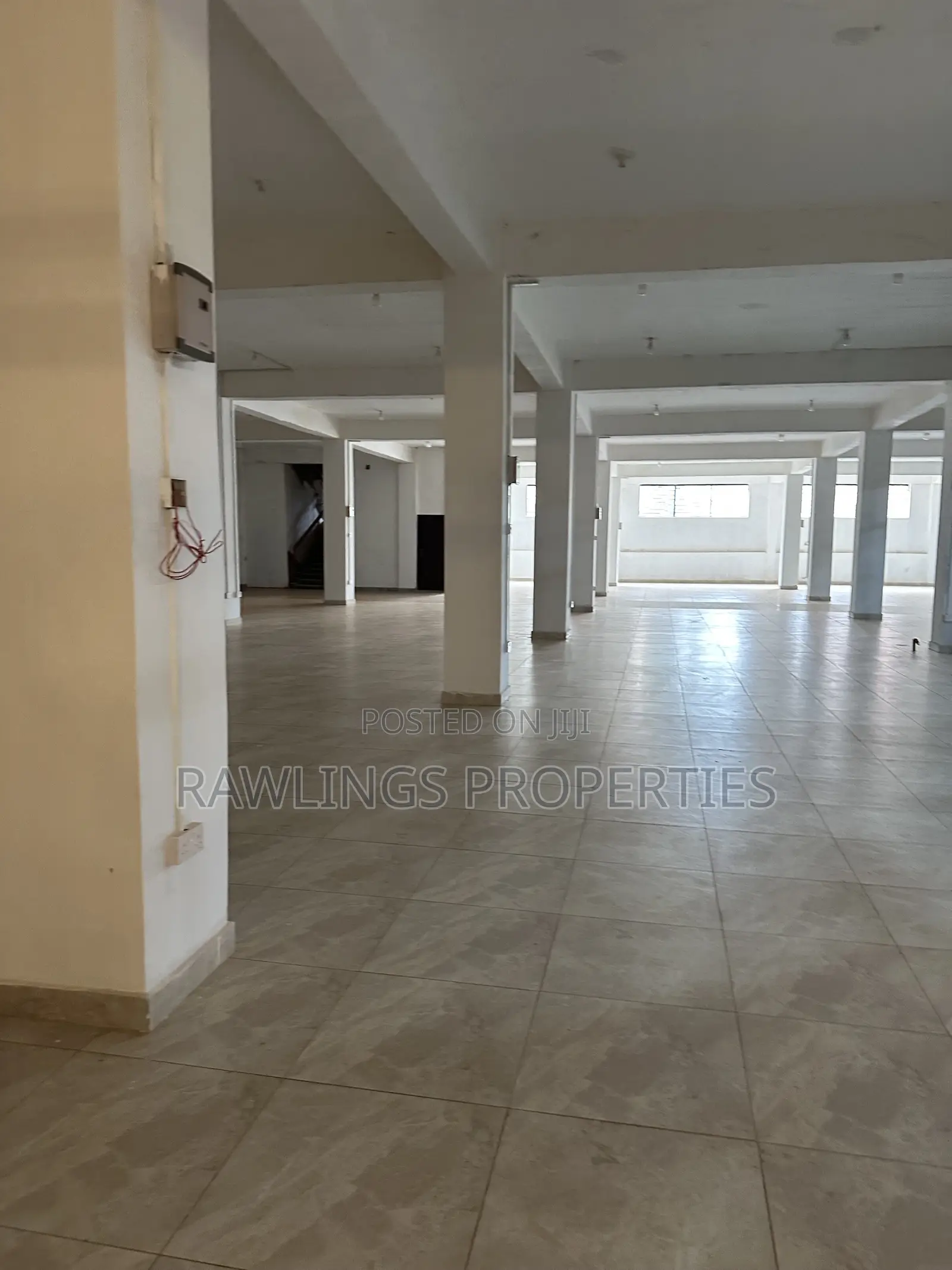 Commercial Space for Office or Shops Available for Rent in Kansanga in Makindye