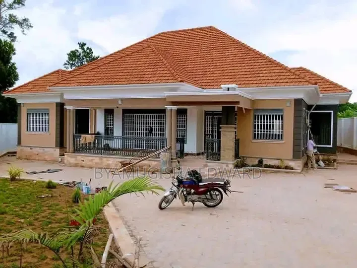 3bdrm House in Standalone Kisaasi, Central Division for rent in Central Division