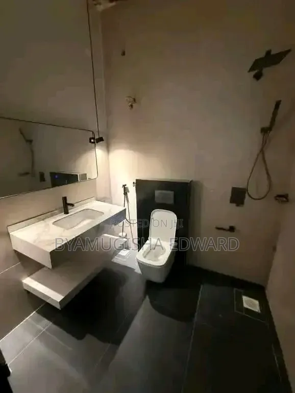 2bdrm House in Kisaasi, Central Division for rent in Central Division