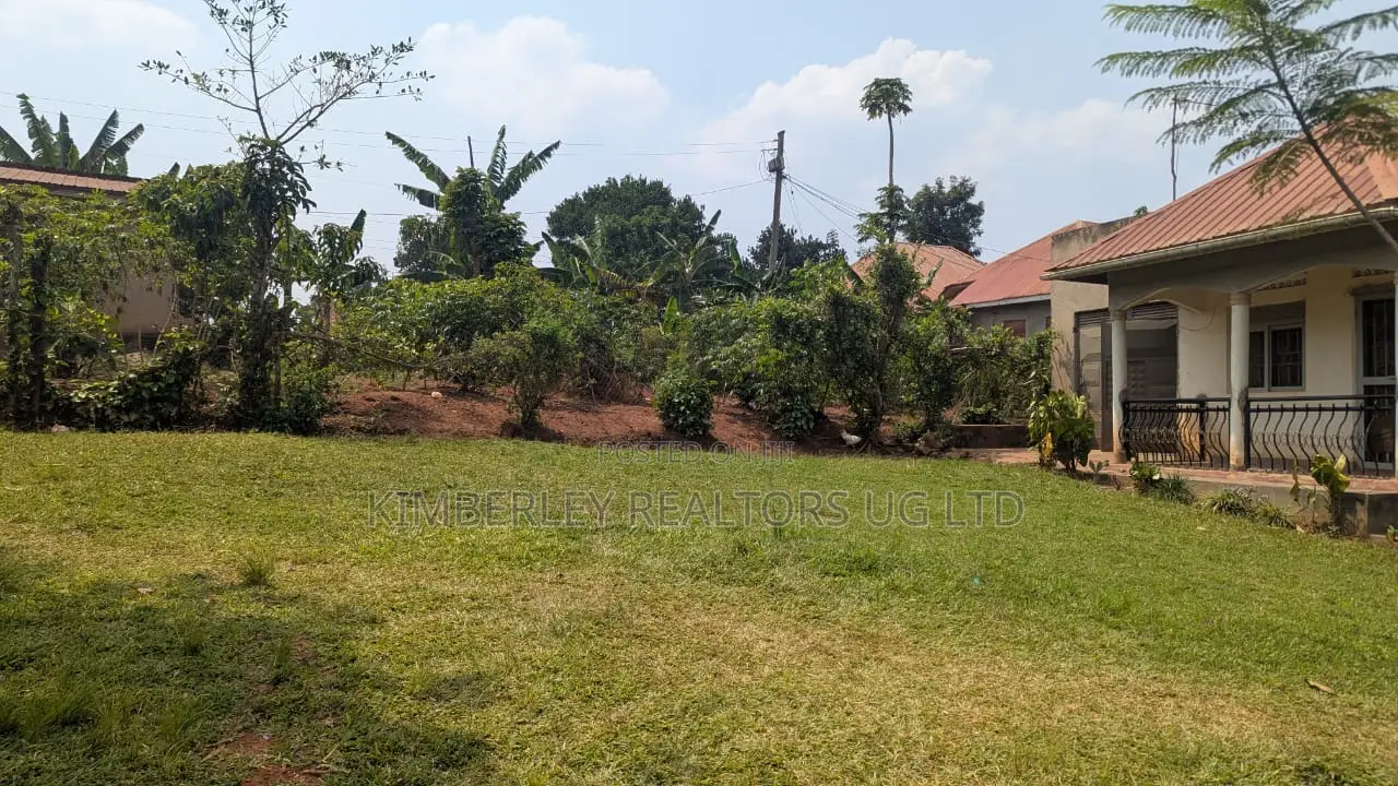 Plot for Sale – Matugga Kavule Town in Division A