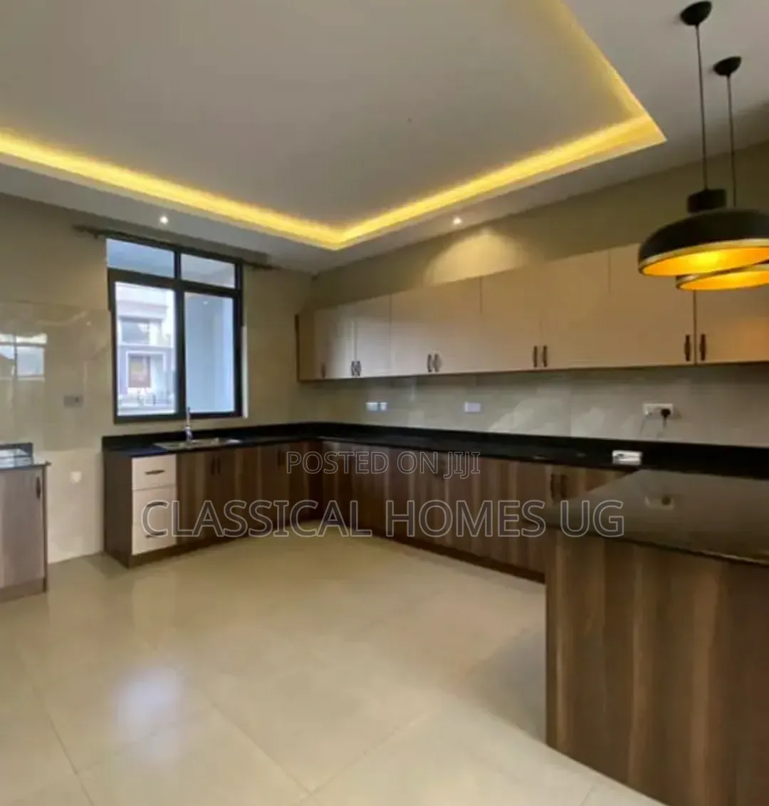 4bdrm Duplex in Muyenga, Central Division for rent in Central Division