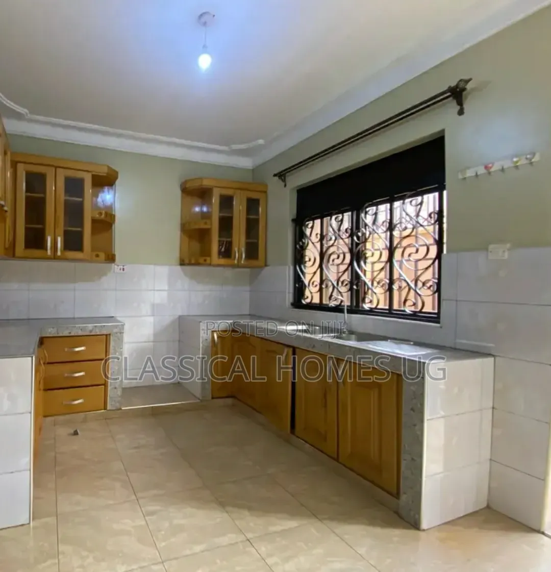 3bdrm Apartment in Muyenga, Central Division for rent in Central Division