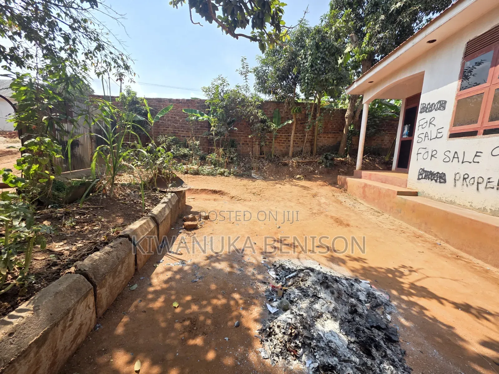 3bdrm House in Buloba, Central Division for sale in Central Division