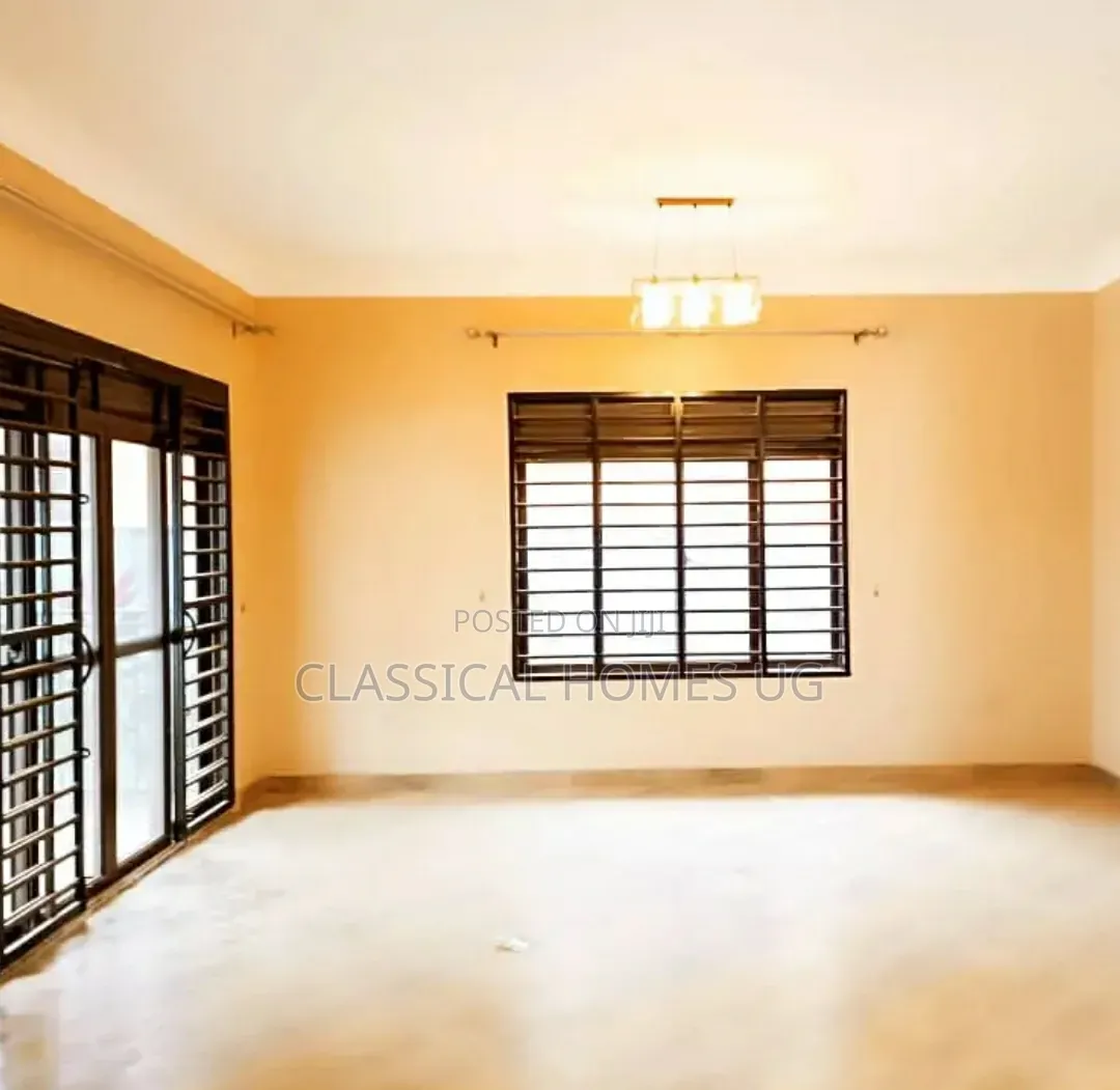 3bdrm Bungalow in Muyenga, Central Division for rent in Central Division