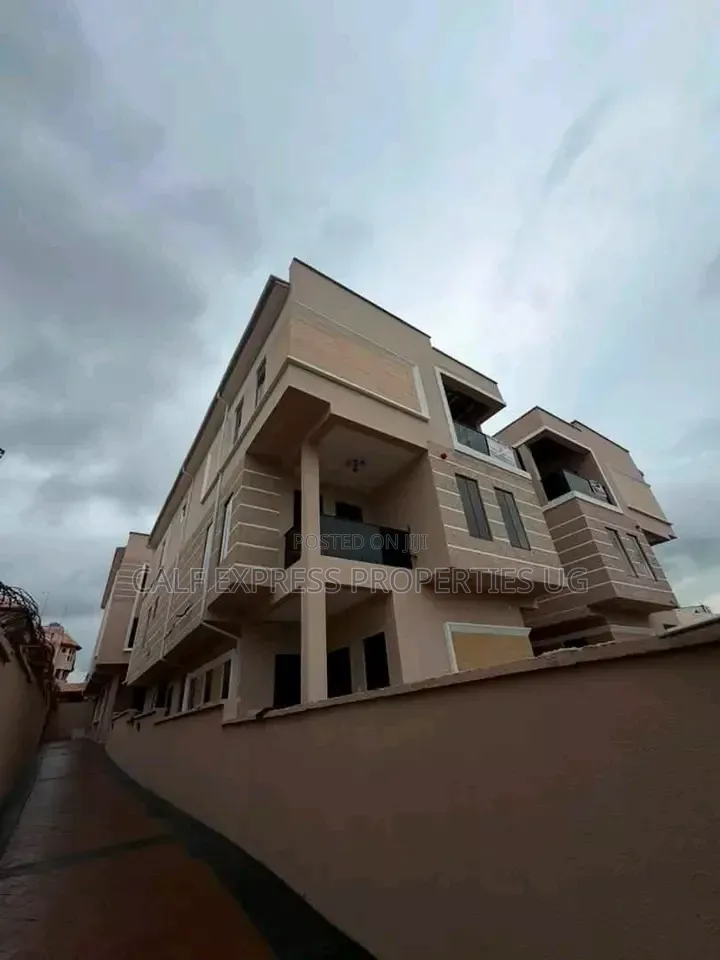 3bdrm Apartment in Bugolobi, Central Division for rent in Central Division