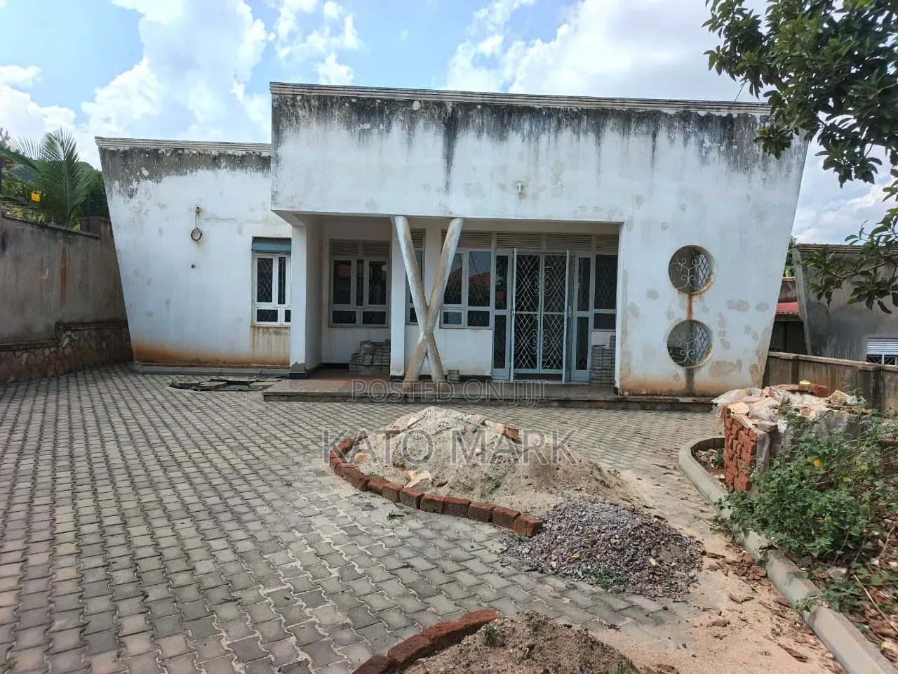 3bdrm House in Seeta, Mukono TC for sale in Mukono TC