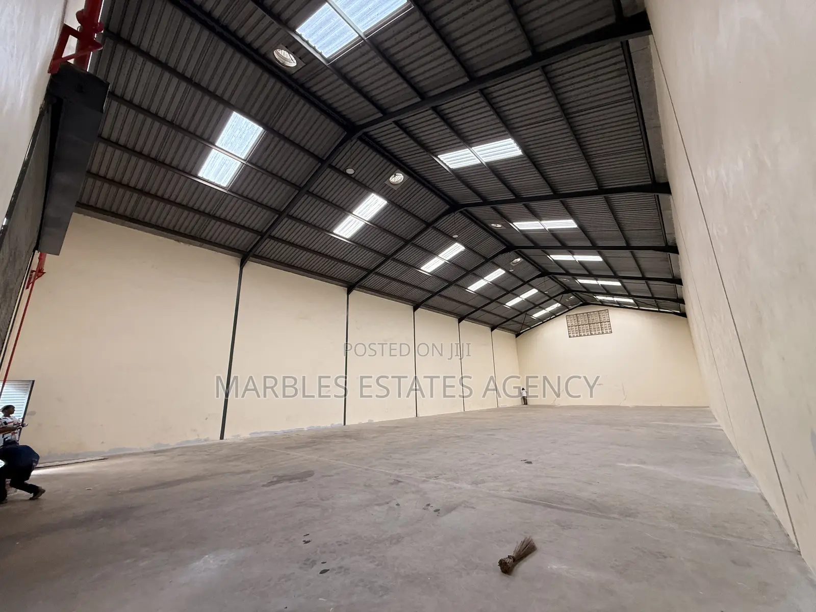 Warehouses for Sale in Central Division