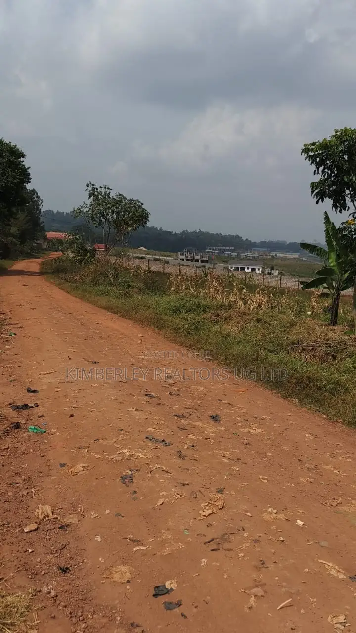 Land for Sale – Seeta, Namilyango Road in Seeta-Namuganga