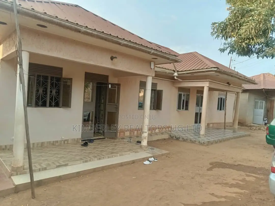 2bdrm Duplex in Mukono TC for sale in Mukono TC