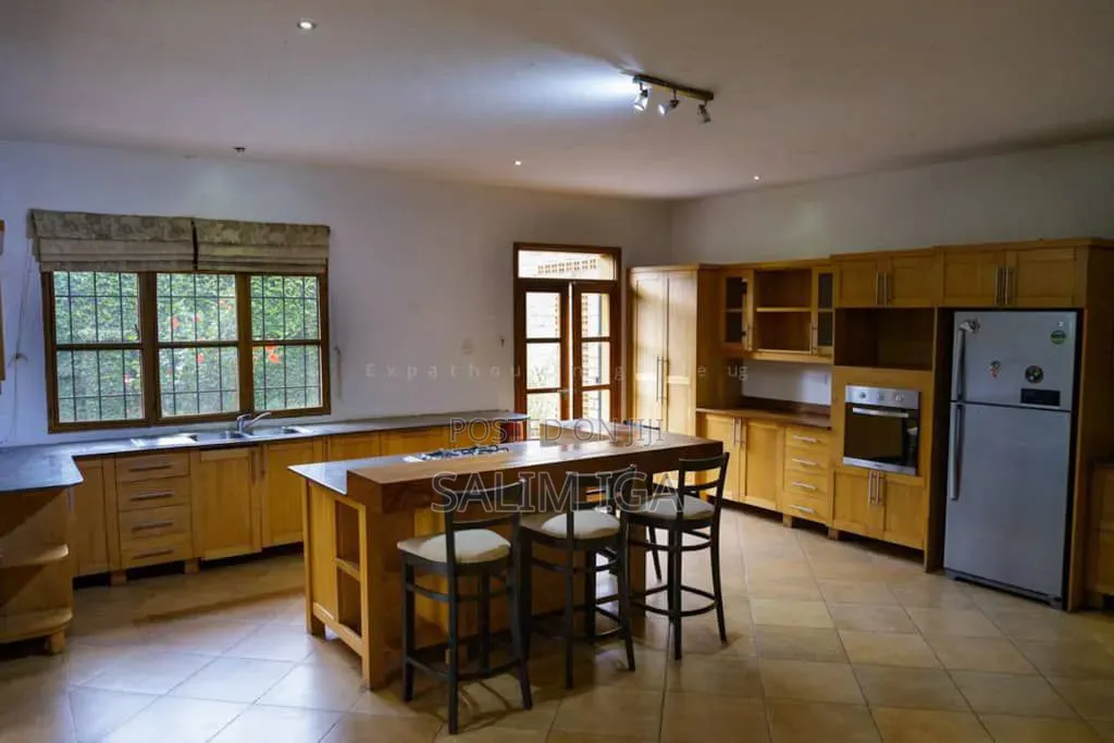 4bdrm Bungalow in Kololo Property, Central Division for rent in Central Division