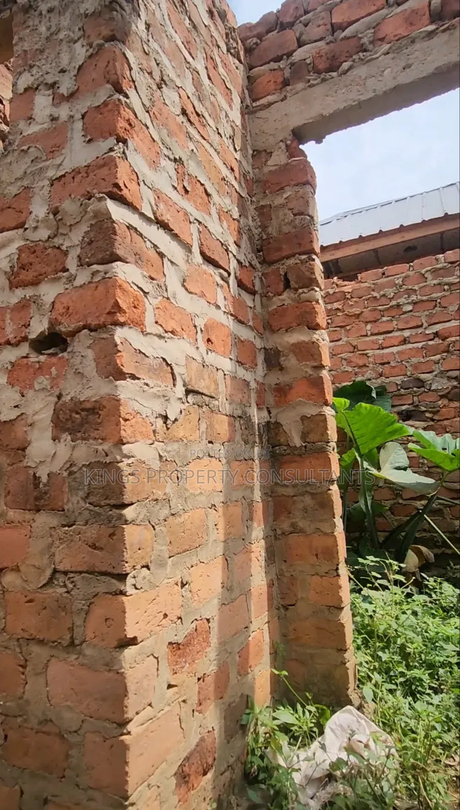 1bdrm Room & Parlour in Nansana Estate, Nabweru for Sale in Nabweru