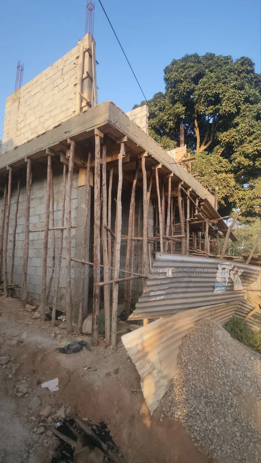 Flat Commercial Building on Sale Uncompleted Located in Nansana in Wakiso / Wakiso