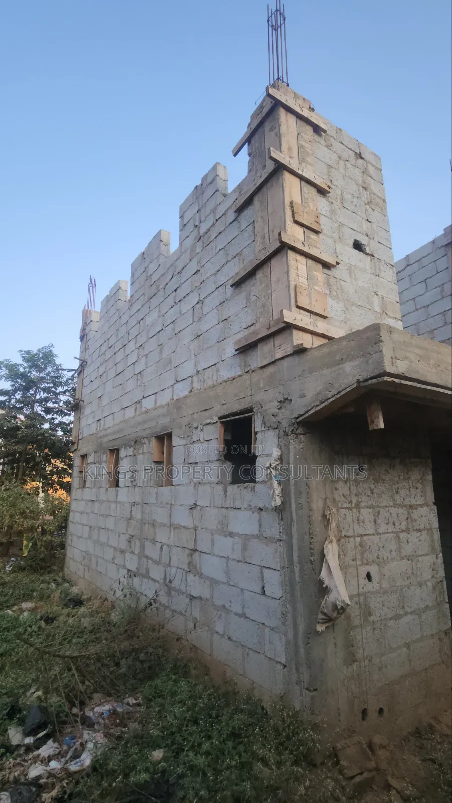 Flat Commercial Building on Sale Uncompleted Located in Nansana in Wakiso / Wakiso