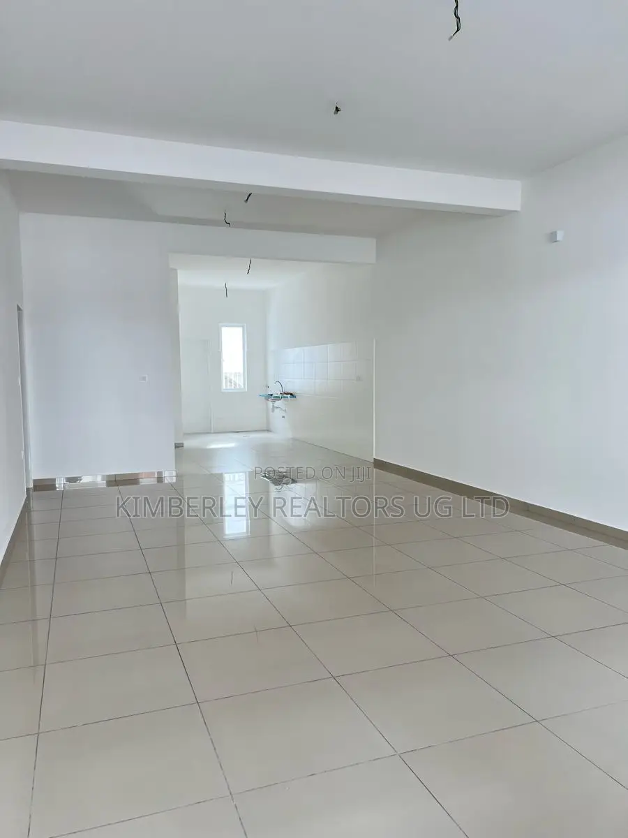 16bdrm Apartment in Central Division for sale in Central Division