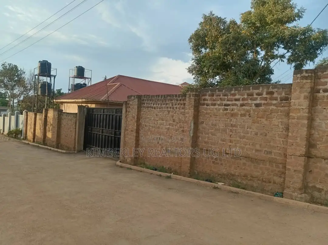2bdrm Duplex in Mukono TC for sale in Mukono TC