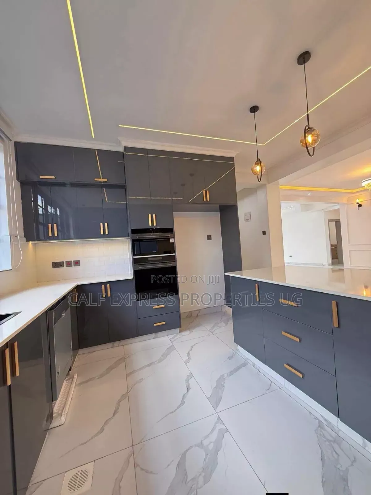 4bdrm Duplex in Kansanga Estate, Central Division for rent in Central Division