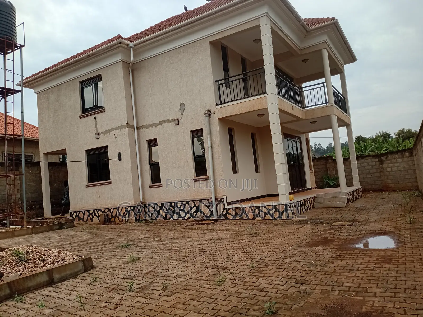 4bdrm Block of Flats in Not An Estate, Ssisa for sale in Ssisa