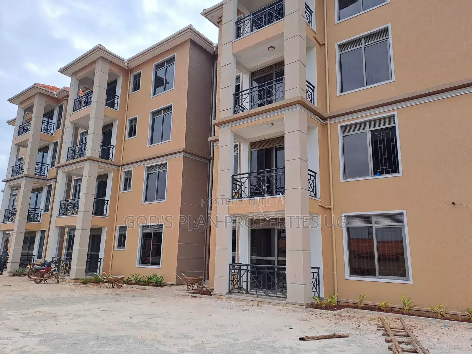 3bdrm Apartment in Muyenga Bukasa, Central Division for rent in Central Division