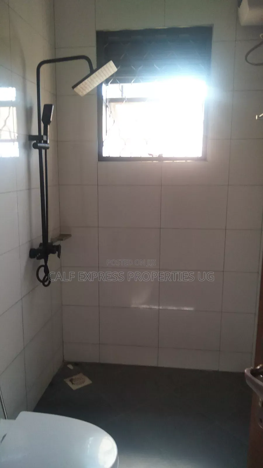 Studio Apartment in Kiwafu Estate, Central Division for rent in Central Division