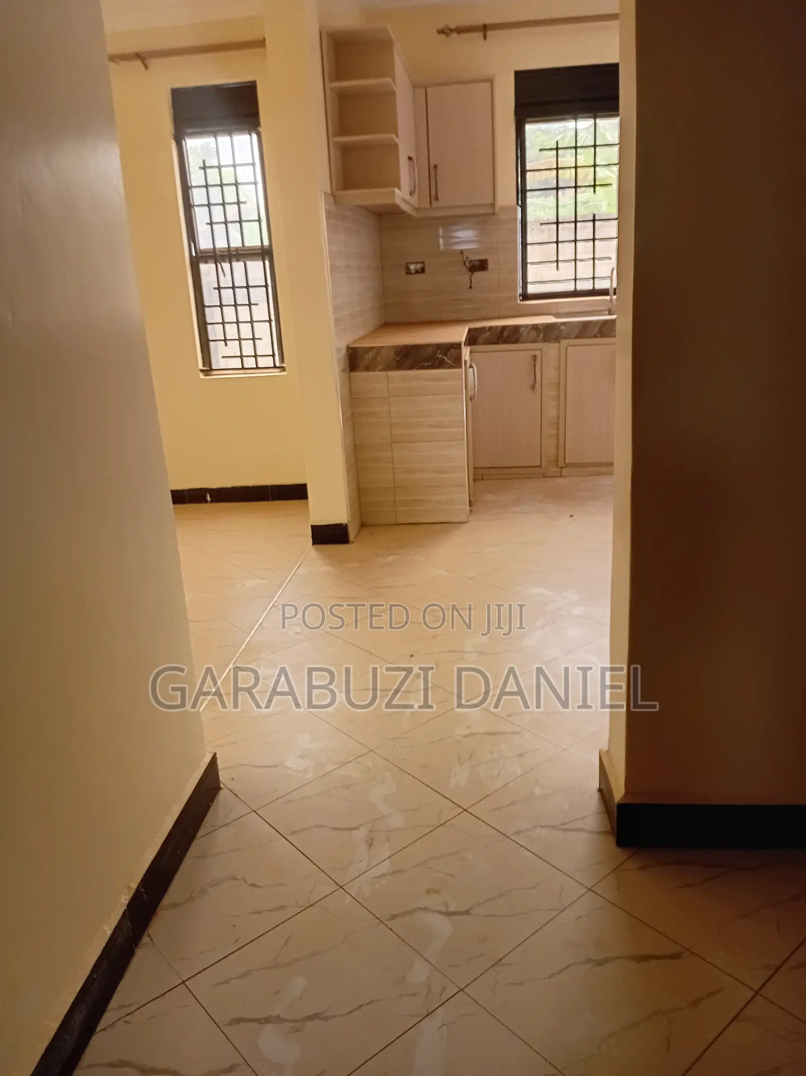 4bdrm Block of Flats in Not An Estate, Ssisa for sale in Ssisa