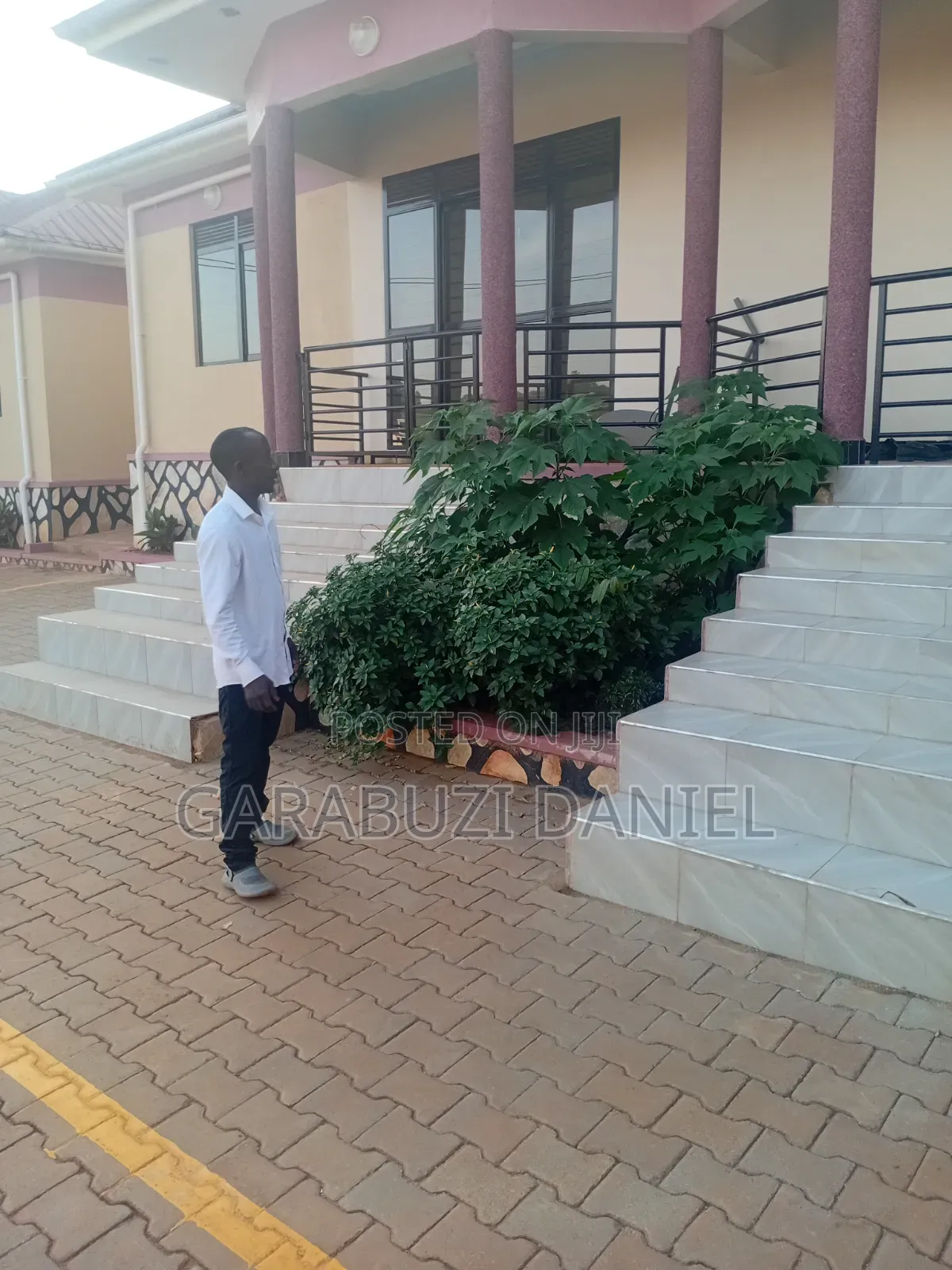 Furnished 3bdrm Bungalow in Makadwa, Ssisa for rent in Ssisa