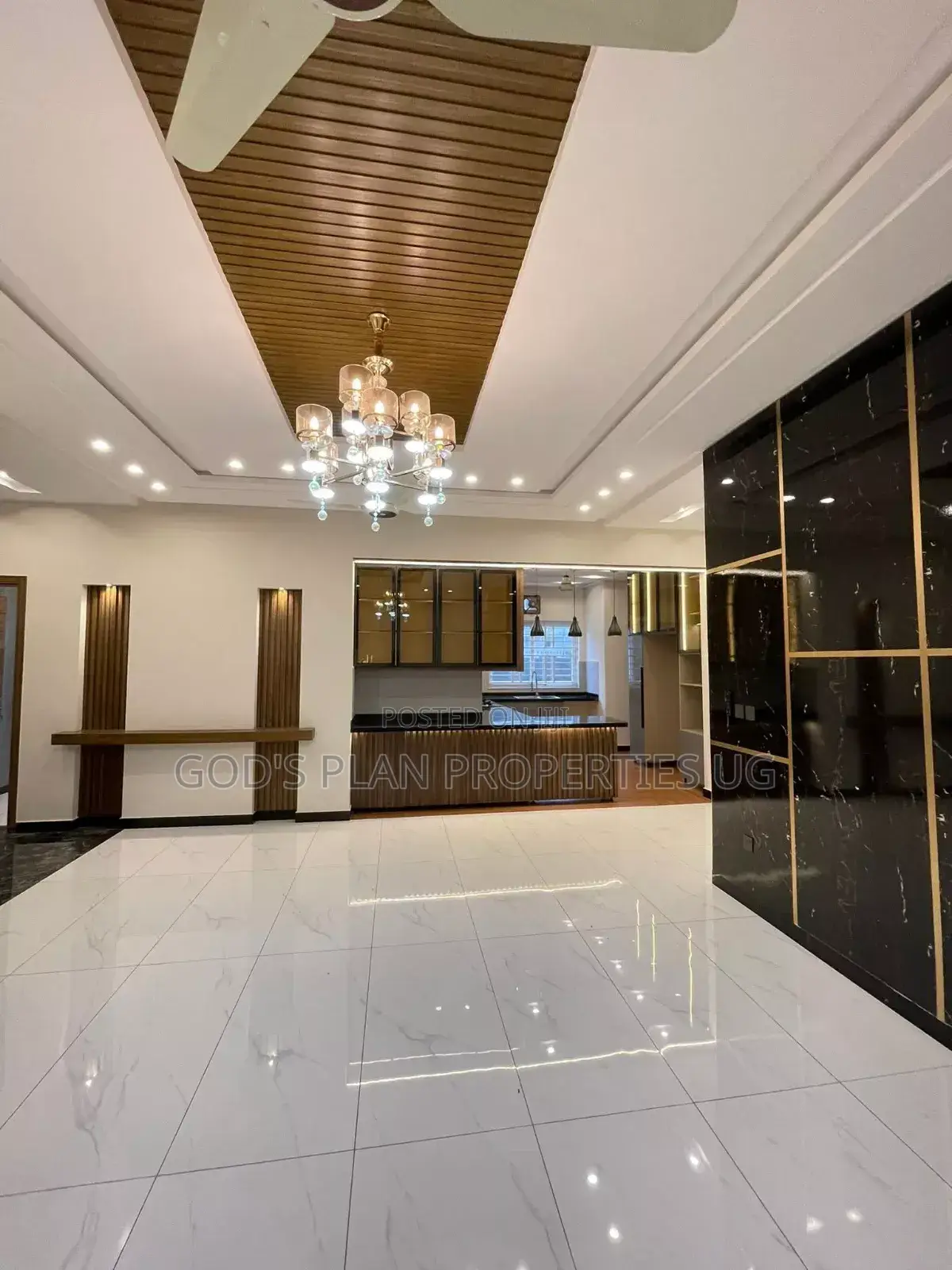 6bdrm Duplex in Nakawa Estate, Central Division for rent in Central Division