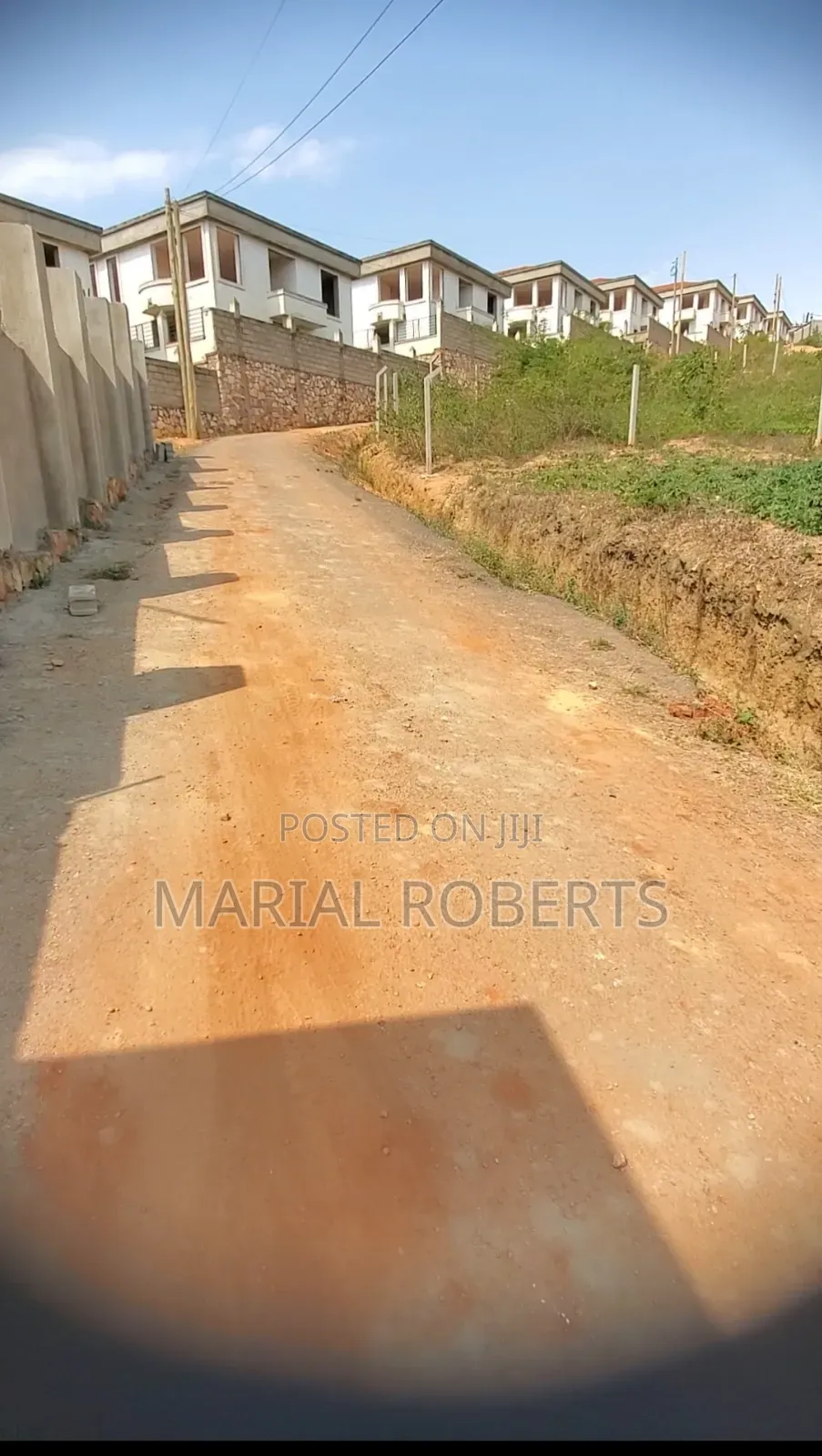 Nsasa Kira in Kira