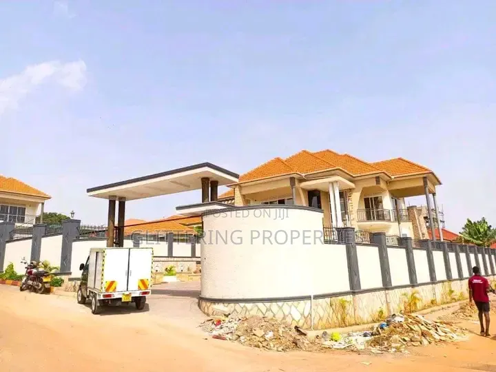 5bdrm Duplex in Buziga, Central Division for rent in Central Division