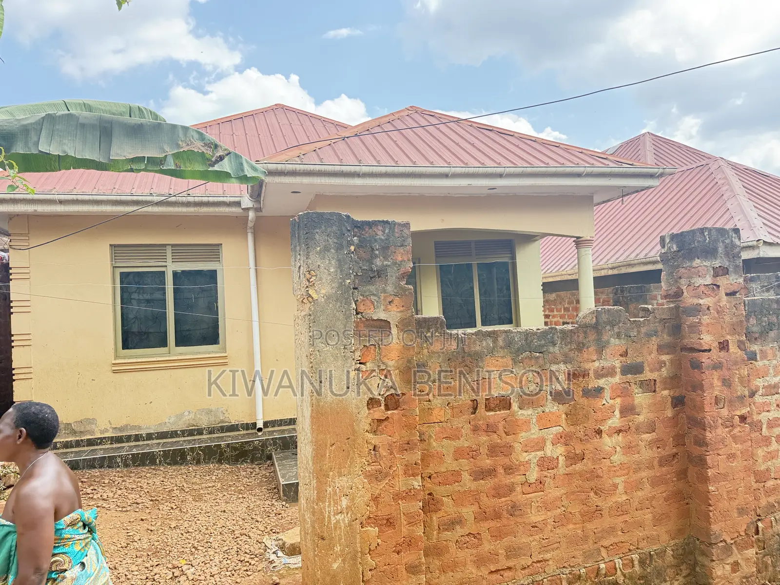2bdrm Bungalow in Buloba, Central Division for sale in Central Division