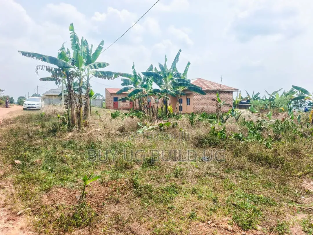 6 Prime Plots for Sale  Located at Gayaza_Dundu Along at 35m in Central Division