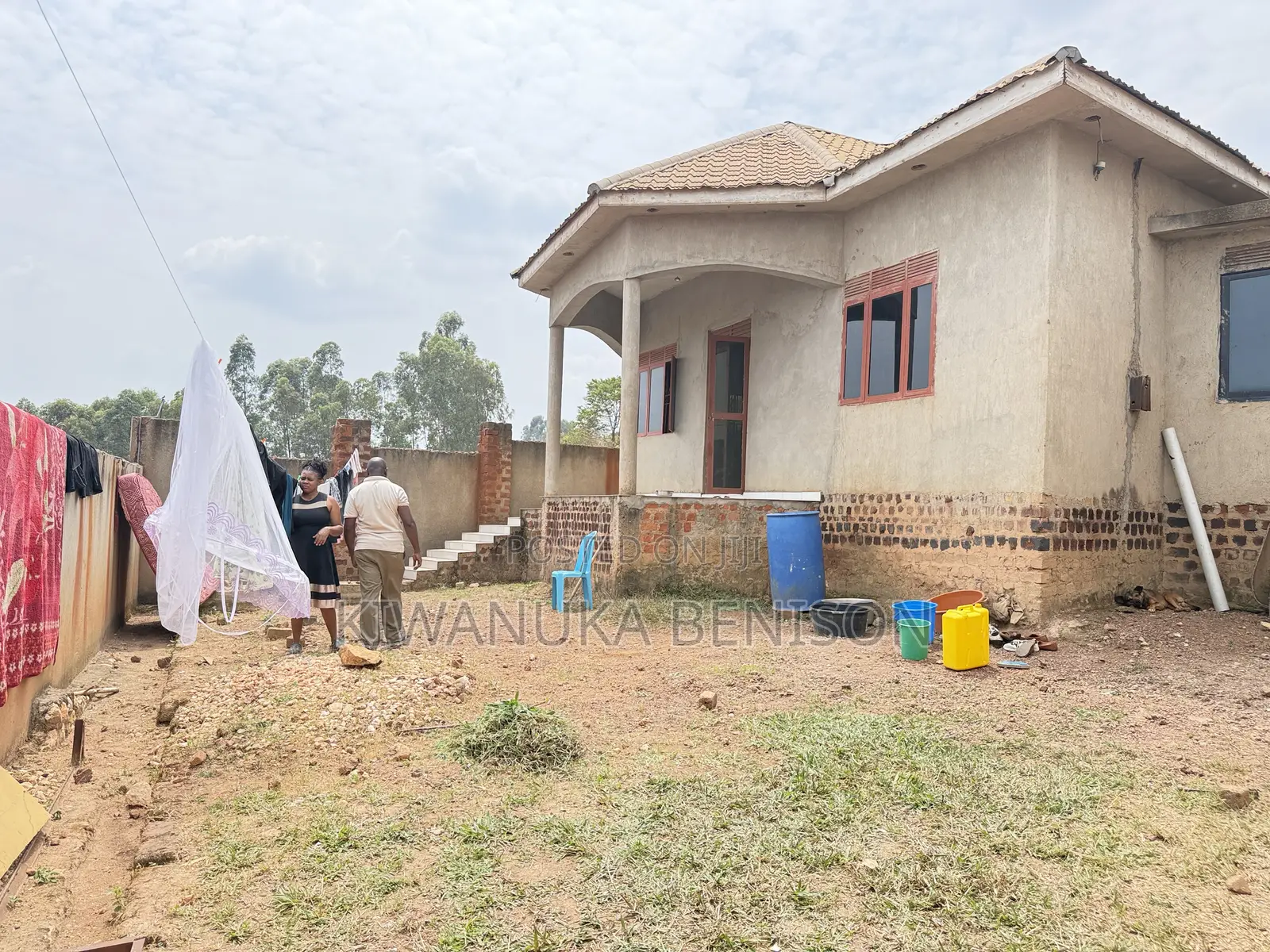 3bdrm Bungalow in Nabingo, Central Division for sale in Central Division