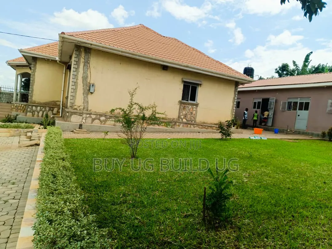 4bdrm Bungalow in Namugongo - Kiwango, Goma for sale in Goma