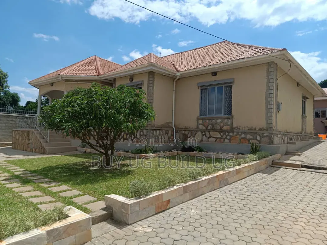 4bdrm Bungalow in Namugongo - Kiwango, Goma for sale in Goma