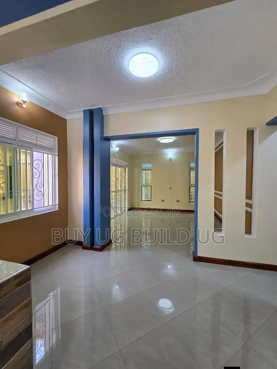 4bdrm Bungalow in Kampala - Makindye, Central Division for sale in Central Division