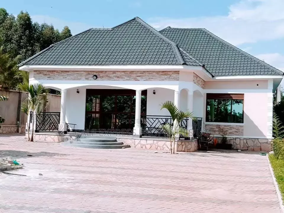 4bdrm Apartment in Bunga Estate, Central Division for rent in Central Division