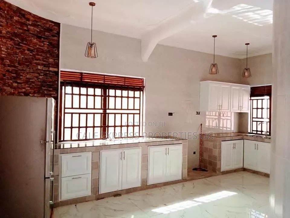 4bdrm Apartment in Bunga Estate, Central Division for rent in Central Division