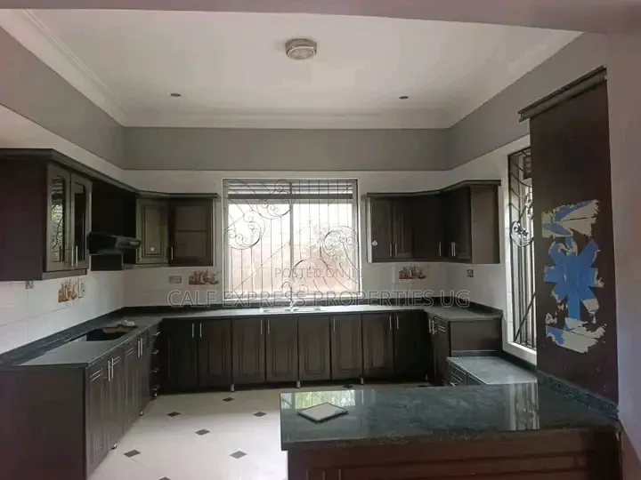 4bdrm Bungalow in Buziga Estate, Central Division for rent in Central Division