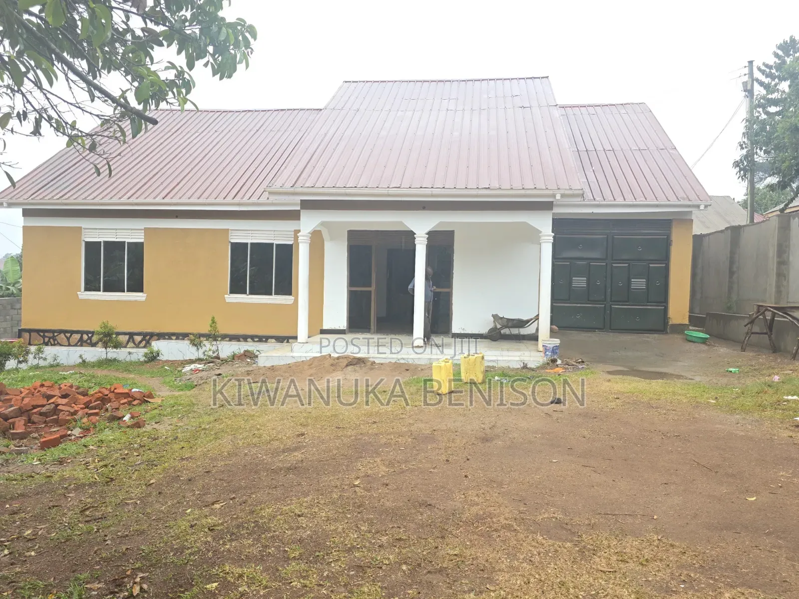 3bdrm House in Kitemu, Central Division for sale in Central Division