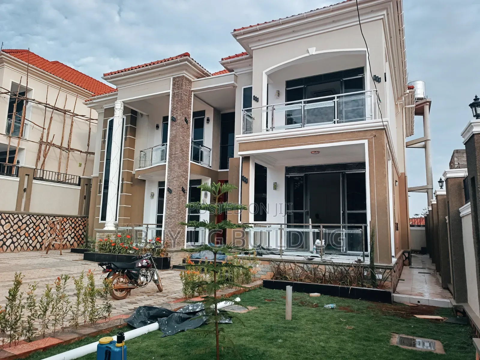 5bdrm Mansion in Najjera Kampala, Central Division for sale in Central Division