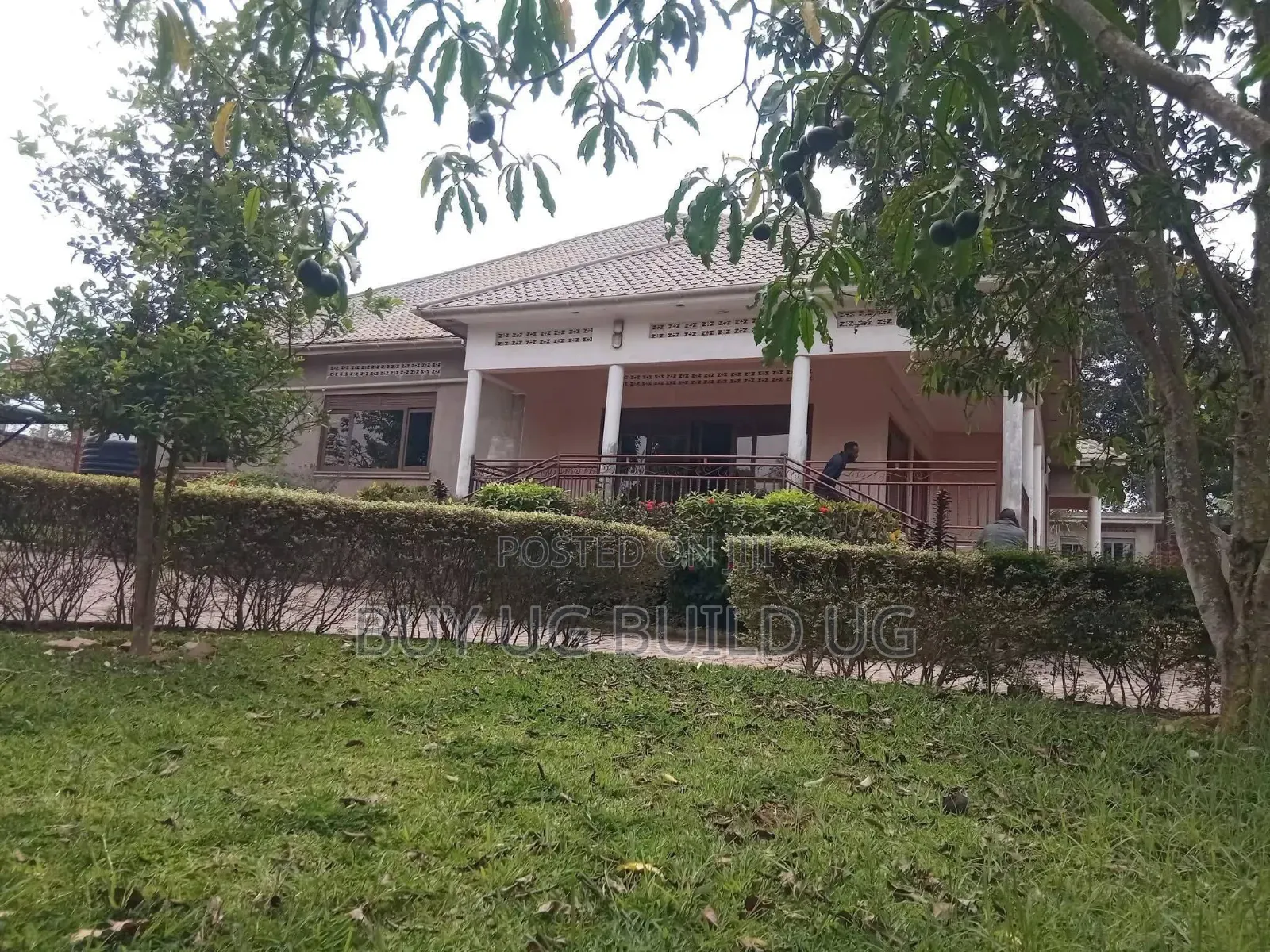 5bdrm Bungalow in Mukono Town for sale in Mukono TC