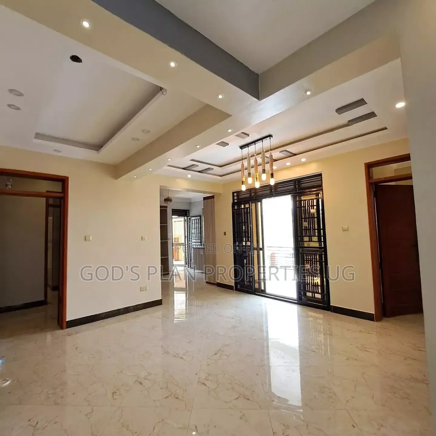 5bdrm Duplex in Kitintale Estate, Central Division for rent in Central Division