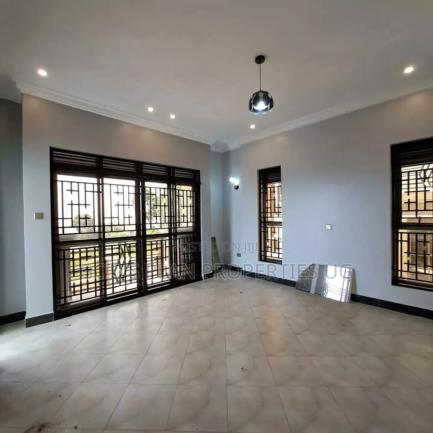 5bdrm Duplex in Kitintale Estate, Central Division for rent in Central Division