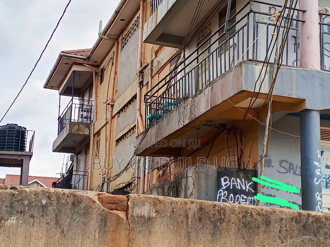 Hot Hot Deal. Apartment Bank Bweyogere - Kiwanga at 300m in Central Division