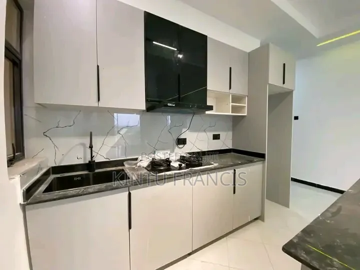 2bdrm House in Kisaasi, Central Division for rent in Central Division
