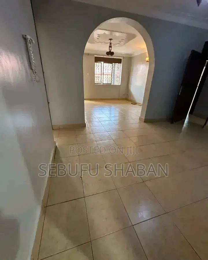 3bdrm House in Standalone Kisaasi, Central Division for rent in Central Division