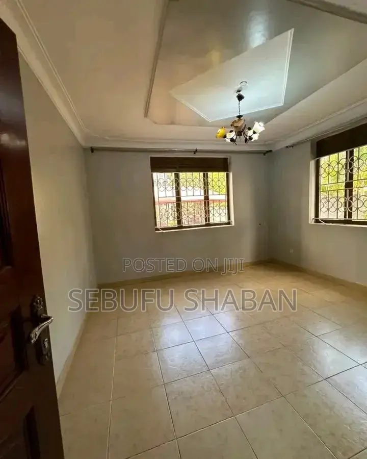 3bdrm House in Standalone Kisaasi, Central Division for rent in Central Division