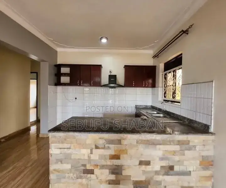 2bdrm House in Kisaasi, Central Division for rent in Central Division