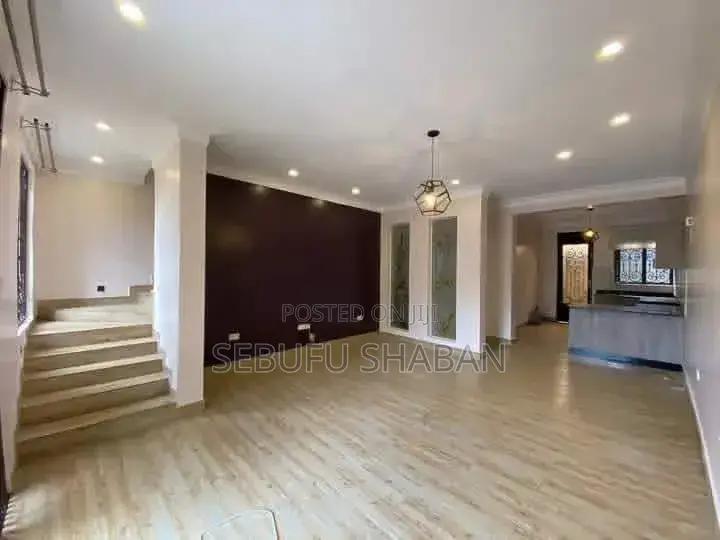 2bdrm House in Kisaasi, Central Division for rent in Central Division